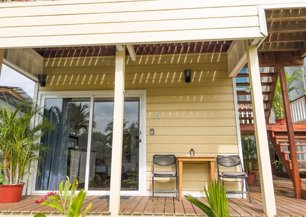 Chango'S Apartments Bocas del Toro Exterior photo